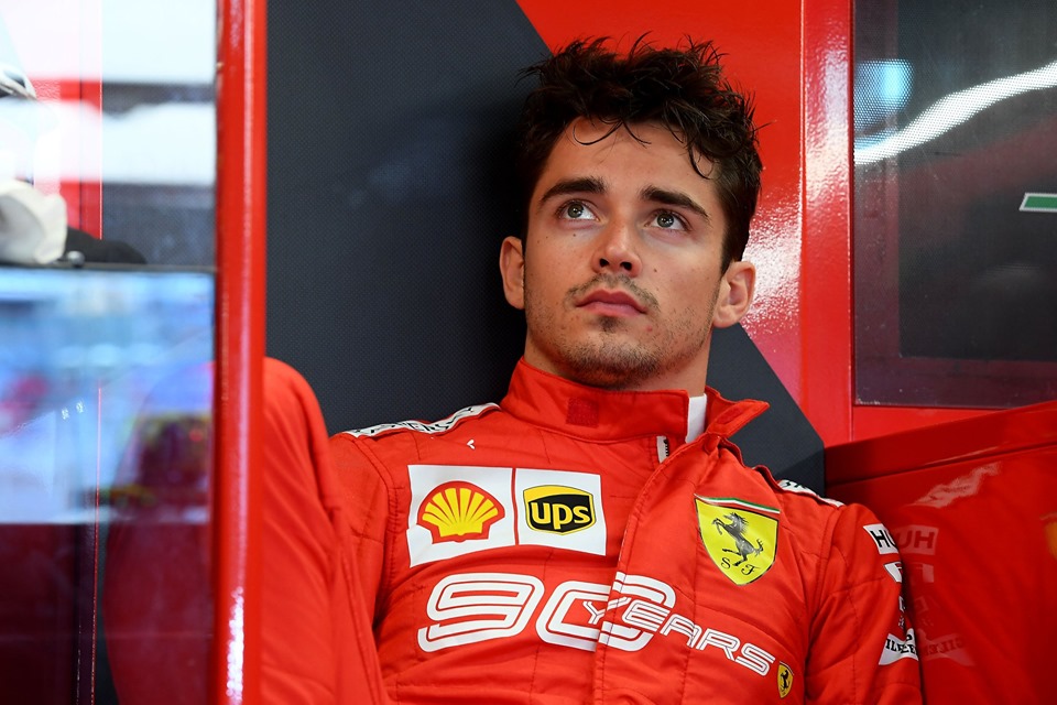 ネット通販 サッカー ユニフォーム 安い オーダー  2024