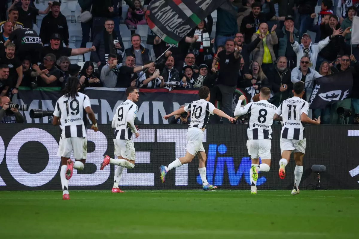La Juve batte il Genoa al debutto di Tudor, decide Yildiz La Juve batte il Genoa al debutto di Tudor, decide Yildiz