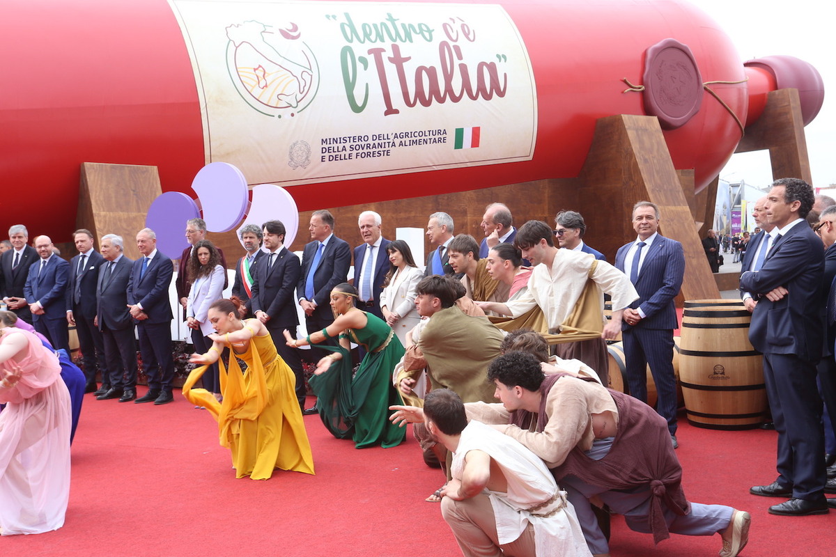 Il Piemonte mette in vetrina le eccellenze al Vinitaly, Bongioanni: "Siamo l'unica regione con 60 denominazioni”