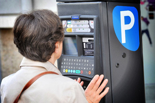 Nizza, due ore di parcheggio gratis: da domani cambia tutto Nizza, due ore di parcheggio gratis: da domani cambia tutto