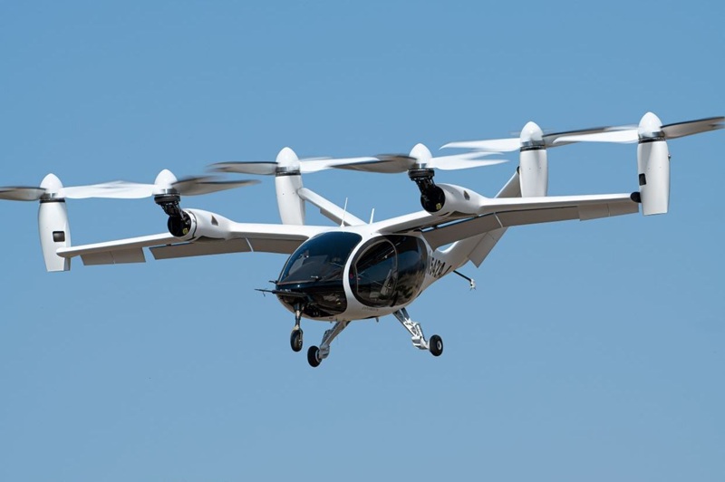 Taxi volanti, la Costa Azzurra accelera: a Nizza presentato l'eVTOL che punta a sostituire gli elicotteri