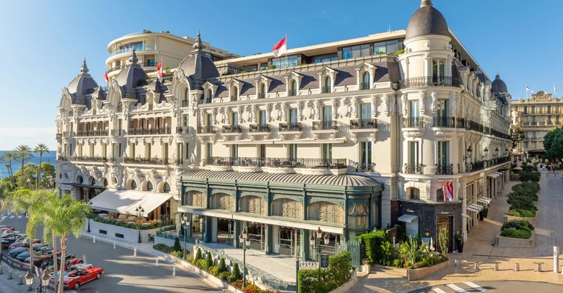 Costa Azzurra, tre hotel nella top 50 mondiale: la nuova sfida del lusso passa da Nizza a Cap d’Antibes