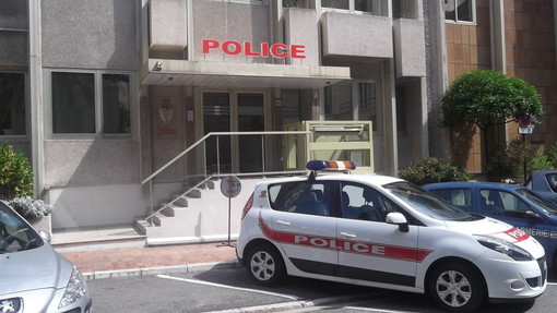 Attenzione: nuova truffa a Monaco tramite false identità di alti funzionari