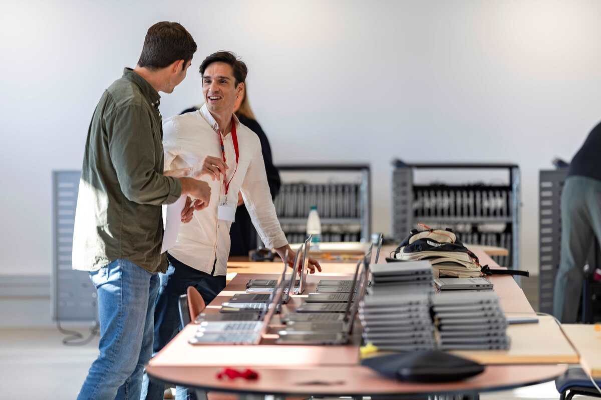 Oltre 2.700 dispositivi digitali scolastici trovano una seconda vita a Monaco