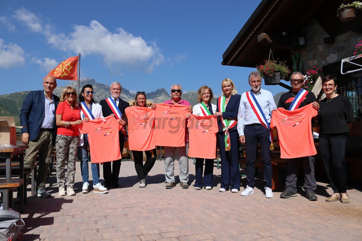 Via del Sale, festa al Colle di Tenda per la riapertura della stagione 2026: RivieraAlp celebra il ritorno del collegamento tra Alpi e Mediterraneo [FOTO E VIDEO]