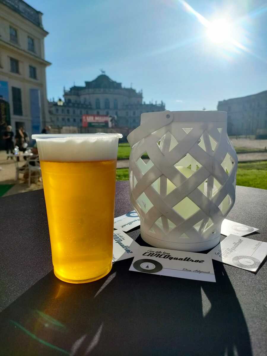 Un brindisi all'amore: la pausa frizzante con birra artigianale firmata Civicoquattro2