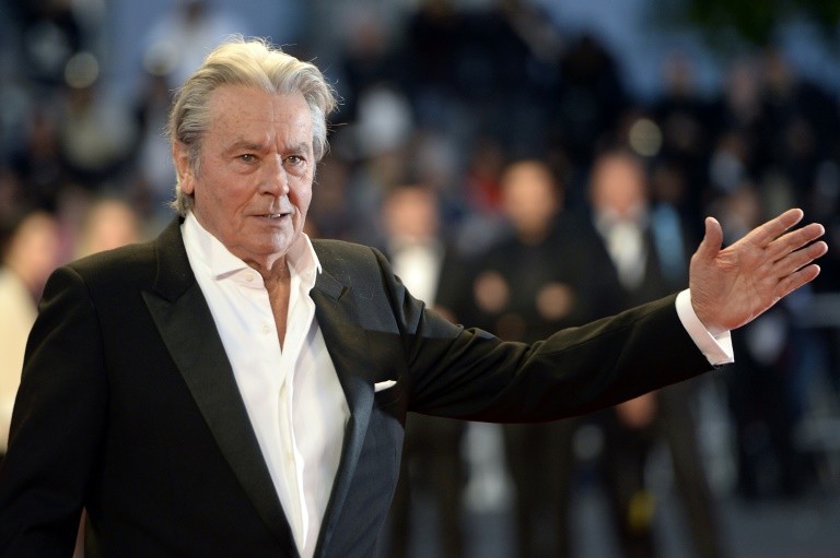 Cannes dedica una piazza ad Alain Delon nel campus del cinema