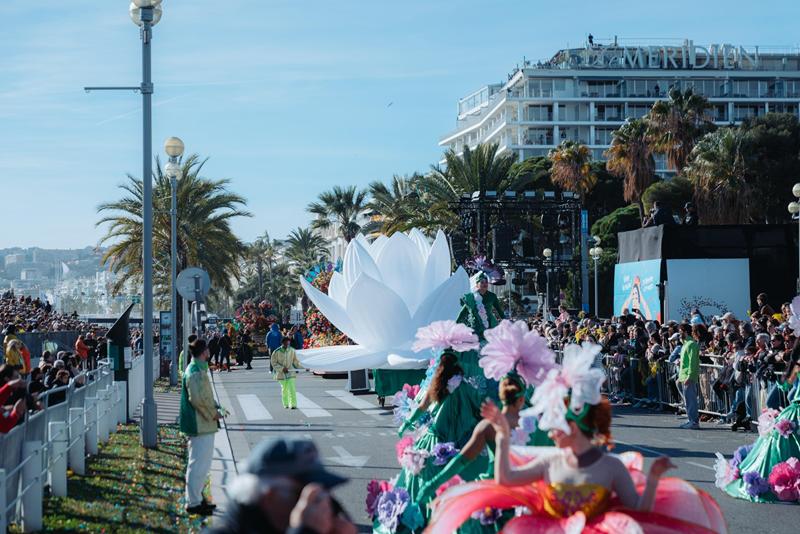 Carnevale di Nizza 2026, il gran finale: una settimana da Regina tra fiori e tradizioni (Foto)