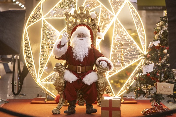 CAP3000 accende il Natale: spettacoli, musica e magia per un mese di festa