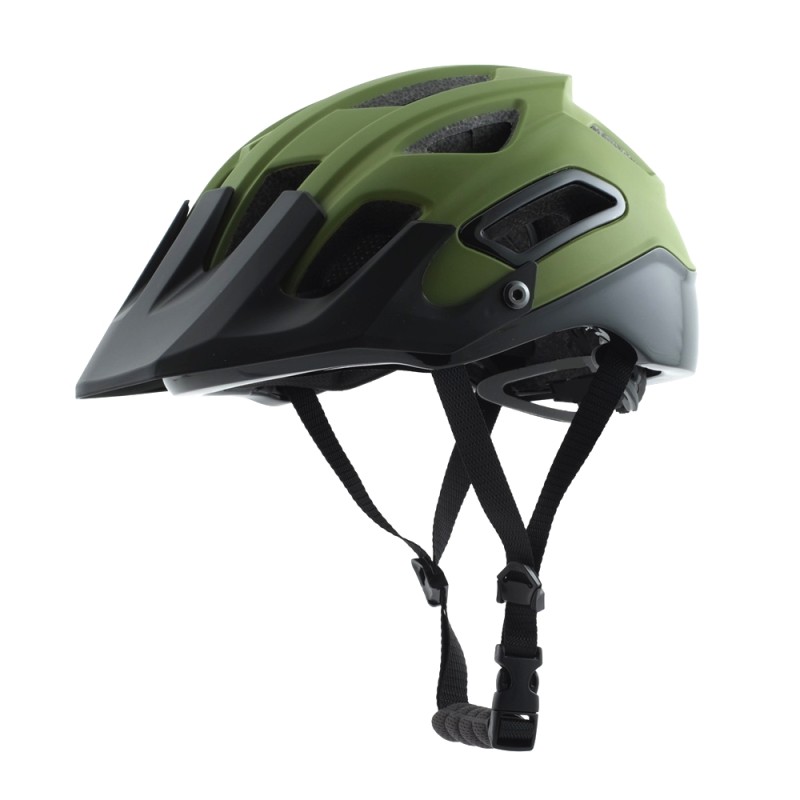 Monopattini elettrici, scattato l’obbligo del casco a Nizza: multe da 35 euro per i trasgressori