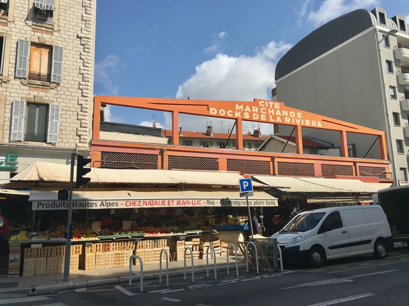 Nizza, degrado alla halle Raiberti: parte la battaglia legale dei commercianti