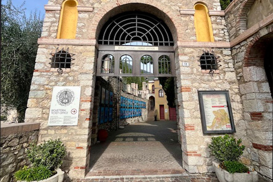Vittoriale degli italiani, a casa di Gabriele D'Annunzio