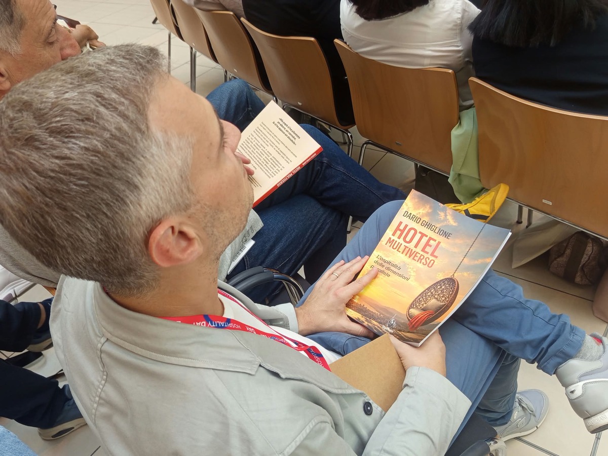 Hotel Multiverso: all’Hospitality Day 2026 Dario Ghiglione porta un nuovo modo di leggere l’ospite contemporaneo