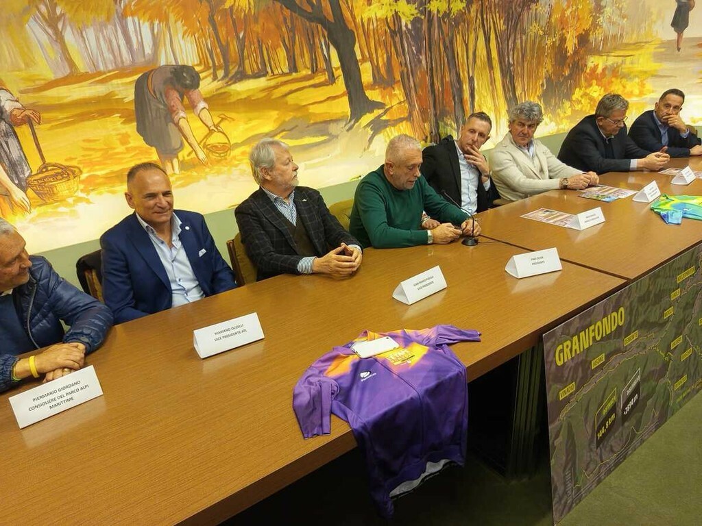 "Torna il grande ciclismo sulle montagne del Cuneese": presentata a Roccavione L'Étape Piemonte (Foto e Video)