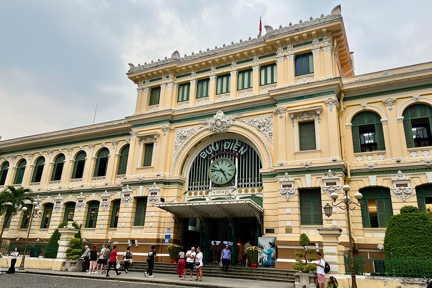 Saigon: dalla frenesia urbana alla memoria della guerra, fino al ritmo del Mekong