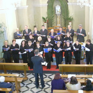 Successo a Latte del Coro "Cristo Re" nella Parrocchia di San Bartolomeo