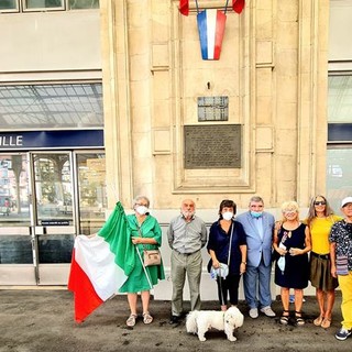 Rappresentanti dell'Anpi Costa Azzurra alla Gare de Thiers l'8 settembre 2021