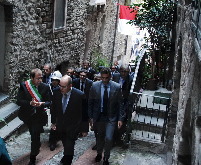Le più belle foto della visita di S.A.S. il Principe Alberto di Monaco a Dolceacqua Le più belle foto della visita di S.A.S. il Principe Alberto di Monaco a Dolceacqua