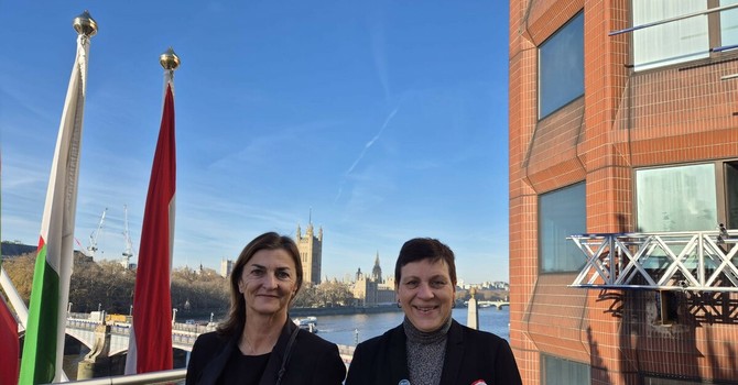 Delegazione monegasca all’Assemblea dell’Organizzazione Marittima Internazionale a Londra: Isabelle Rosabrunetto, Direttore Generale del Dipartimento delle Relazioni Esterne e della Cooperazione, e Armelle Roudaut Lafon, Direttore degli Affari Marittimi  ©DR