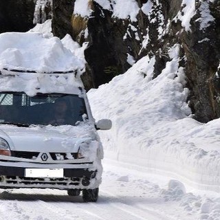 Circolare con la neve sul tettuccio può costare anche 450 euro