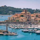 Antibes, Port Vauban c Mary Quincy, OTC Antibes Juan-les-Pins Antibes, Port Vauban c Mary Quincy, OTC Antibes Juan-les-Pins