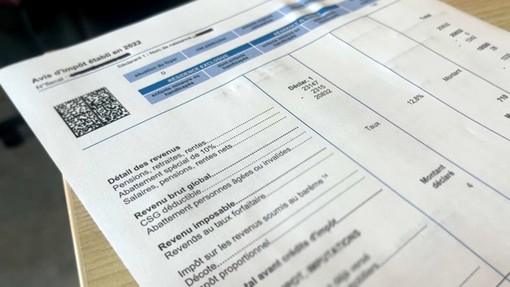 Stop alla carta per gli avvisi fiscali francesi: dal 2026 tutto sarà digitale Stop alla carta per gli avvisi fiscali francesi: dal 2026 tutto sarà digitale