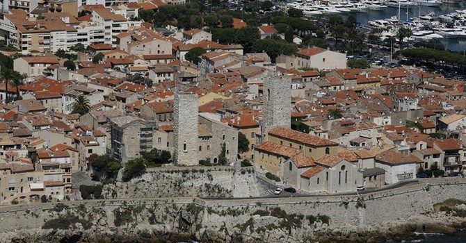 Antibes, Remparts vue aerienne (Y. Seuret) Antibes, Remparts vue aerienne (Y. Seuret)