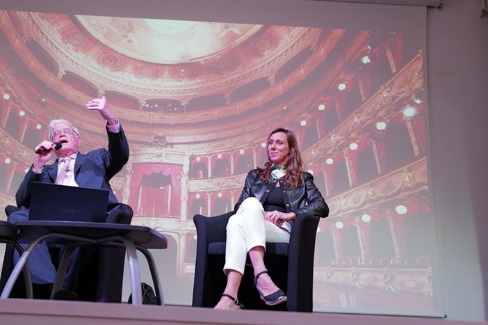 Presentazione del Barbiere di Siviglia all'Artistique di Nizza. Fotografie di Silvia Assin Presentazione del Barbiere di Siviglia all'Artistique di Nizza. Fotografie di Silvia Assin