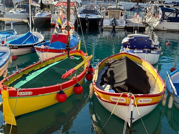 Nizza, mare vivo. Fotografie di Silvia Azssin