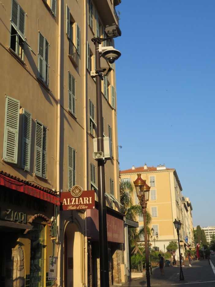 Altoèarlante nel Vieux Nice Altoèarlante nel Vieux Nice
