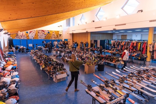 Ad Auron torna l'appuntamento con la "Grande bourse sci e mountain bike" Ad Auron torna l'appuntamento con la "Grande bourse sci e mountain bike"