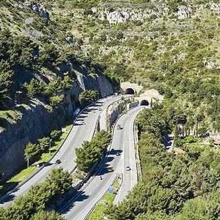 Autostrada A8, domani per alcune ore sarà chiusa al  traffico