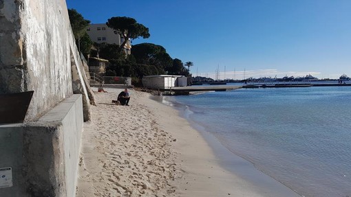 Antibes, la Plage du Provençal Antibes, la Plage du Provençal