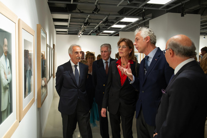 Grande successo per l’inaugurazione della mostra fotografica  “Ritratti e paesaggi - L’Italia sul palcoscenico”
