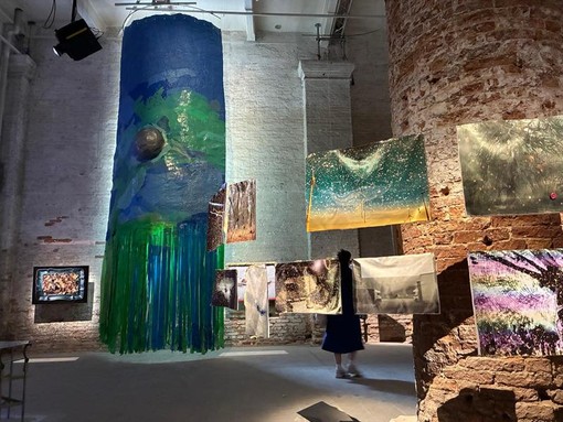 Nelle fotografie di Silvia Assin il racconto dei giorni di preapertura della Biennale d'Arte di Venezia.