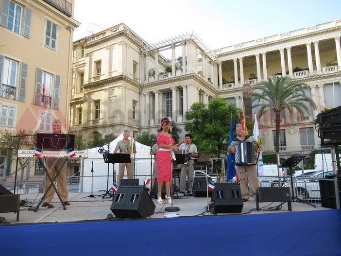 Nizza: il tradizionale “Bal de la Libération” sabato al Théâtre de Verdure Nizza: il tradizionale “Bal de la Libération” sabato al Théâtre de Verdure