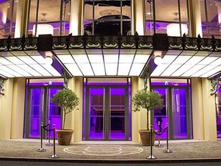 Foto 5: Immergersi nel mondo del gioco e nella sua splendida cornice. Foto 5: Immergersi nel mondo del gioco e nella sua splendida cornice.