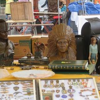 Tanti oggetti, tante curiosità: i marché à la brocante in Costa Azzurra