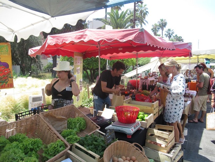 Prodotti biologici, ecologia, sviluppo sostenibile: gli ingredienti del 13° Bionazur di Nizza