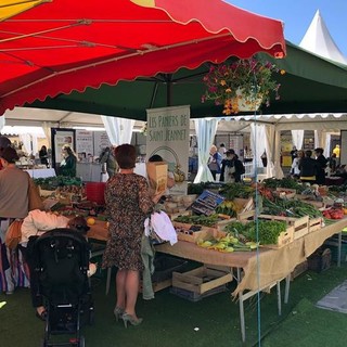 Nizza, al Jardin Albert Ier, cinquanta espositori animano il salone Bionazur