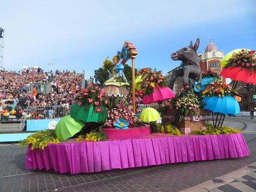 Nizza, immaginji della Battaglia dei fiori Nizza, immaginji della Battaglia dei fiori