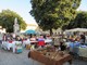 Brocante in Place Garibaldi a Nizza Brocante in Place Garibaldi a Nizza