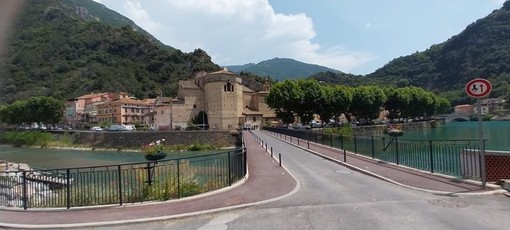 Breil sur Roya (Foto 1 - 11), Col de Braus (Foto 12 - 19) e Col de Vescavo (Foto 20 - 25). Sintesi de tour (Foto 26 e 27). Le fotografie sono di Danilo Radaelli Breil sur Roya (Foto 1 - 11), Col de Braus (Foto 12 - 19) e Col de Vescavo (Foto 20 - 25). Sintesi de tour (Foto 26 e 27). Le fotografie sono di Danilo Radaelli