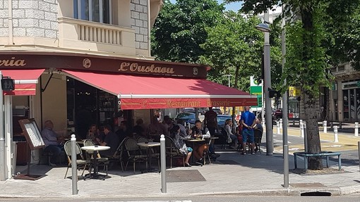 Brasserie a Nizza, foto di Ghjuvan Pasquale