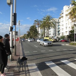 Nizza: da oggi circolazione ridotta in parte della città. Stop ai veicoli più inquinanti