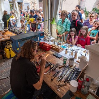 A Biot il vetro prende fuoco: tre giorni nella città dove la materia diventa arte (Foto)