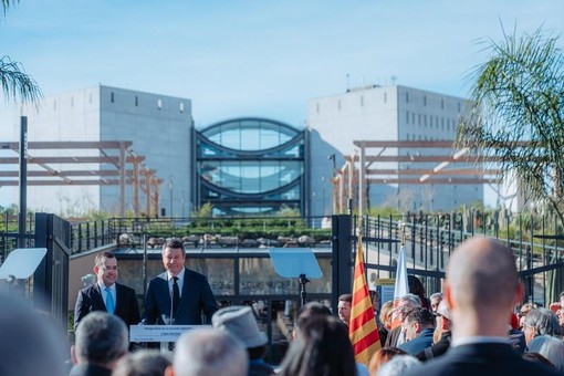 L'inaugurazione della Bibliothèque Louis Nucéra a Nizza L'inaugurazione della Bibliothèque Louis Nucéra a Nizza