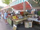 Tanti oggetti, tante curiosità: i marché à la brocante in Costa Azzurra Tanti oggetti, tante curiosità: i marché à la brocante in Costa Azzurra