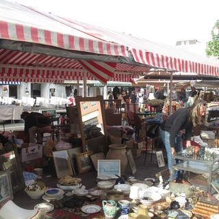 Tanti marché à la brocante questo week end in Costa Azzurra