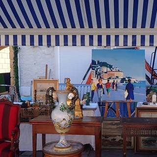Brocantes a Nizza, fotografia di Ghjuvan Pasquale
